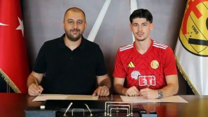 21 yaşında Süper Lig'i bıraktı, 3. Lig ekibine transfer oldu