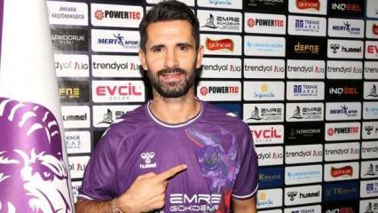 Avrupa'da 2 yıl ceza almıştı: Fenerbahçe'nin eski efsanesi Birinci Lig'de