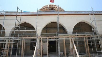Depremde ağır hasar alan Habib-i Neccar Camii ayağa kaldırılıyor 