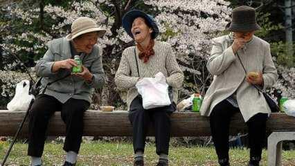 Japonya'da 100 yaş üstü insan sayısı 100 bini geçti