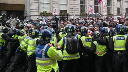 Londra karıştı! 26 polis yaralı, 25 gözaltı