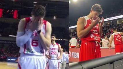 Milli basketbolcularımızın müsabakalar öncesindeki dua ettiği anlar herkesi duygulandırdı