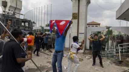 Sosyal medya yasaklanmıştı... Nepal’de kanlı protesto!