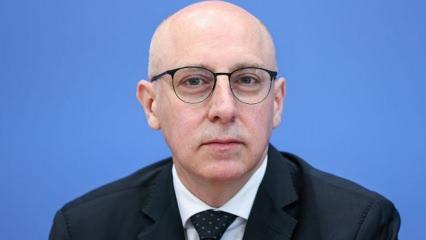 Alman tarihinde bir ilk: İç istihbaratın başına Türk atandı!