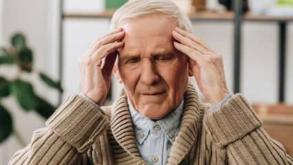 Alzheimer'da erken belirtiler! Uzmanlar uyardı: Unutkanlığı hafife almayın