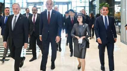 Bakan Ersoy’dan Altes Prenses’e Japonca teşekkür