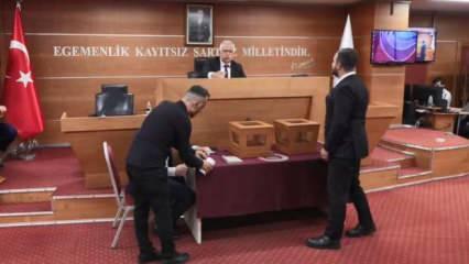 Bayrampaşa'da başkanvekili seçiminde kazanan CHP oldu