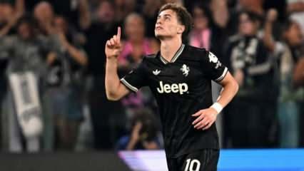 Juventus'ta 30 yıl sonra aynı d&uuml;ş! Kenan gol&uuml;n&uuml; attı efsaneden &ouml;vg&uuml;y&uuml; kaptı