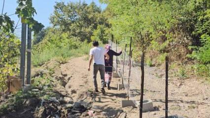 Zonguldak'ta akıl almaz olay: Yolu, tel örgü ve beton bloklarla kapattı