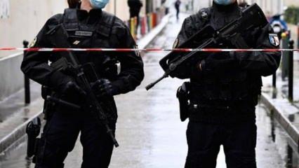 Paris'te müze hırsızlığı! 700 bin dolarlık altın vurgunu! 