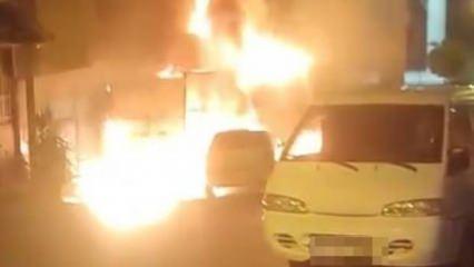 Yangın çıkan oto tamirhanesi ile içindeki 2 araç kullanılamaz hale geldi