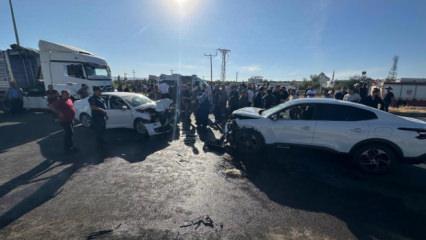 Diyarbakır'da otomobiller çarpıştı: 8 yaralı