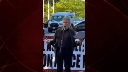 Dünyaca ünlü sanatçı Roger Waters BM'nin önünde Netenyahu'yu protesto etti