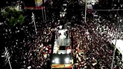 Hindistan'da parti mitinginde izdiham: Çok sayıda ölü var!