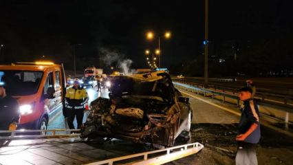 Kaza yapan sürücü otomobilini bırakıp kaçtı