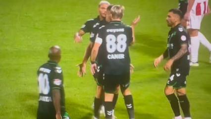 Maçın önüne geçti! Caner Erkin takım arkadaşına tokat attı
