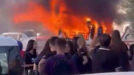 Mersin'de korku dolu anlar: Öğrenci servisi yandı!