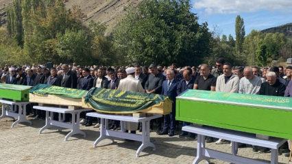 Sivas'ta kazada ölen 4 kişi toprağa verildi
