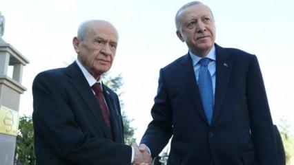 Son dakika haberi: Bahçeli'den Erdoğan'a tebrik telefonu