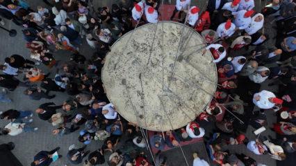 Türkiye'nin en büyük tenceresinde 6 ton pilav pişirildi
