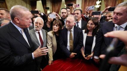 Ahmet Hakan'dan dikkat çeken yazı: Bu fotoğraflara bakarak söylenebilecek yedi şey