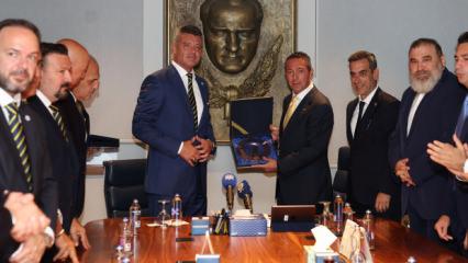 Ali Koç açık açık isim vererek Saran'a tavsiyede bulundu: Onları gönderme