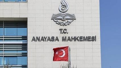 AYM'den avukatlar için yeni uygulama