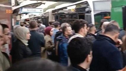 İstanbul’da metrobüs arızası: Vatandaş isyanda