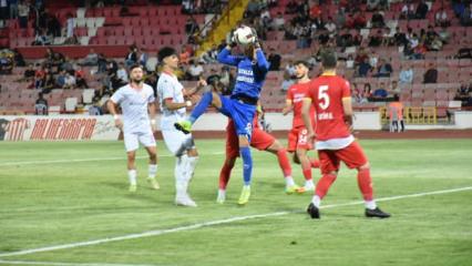 S&uuml;per Lig'in eski efsanesi korner kuralına takıldı: Y&ouml;netim istifa etti