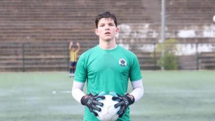 2. Lig ekibinde oynayan 15 yaşındaki kaleci Süper Lig devine doğru