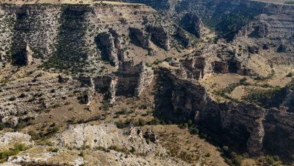 Dünyanın en büyük kanyonlarından biri! Artık sanal uçuşla keşfediliyor