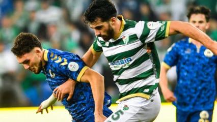 Efsane takımdan yeni hocasına 3-0'lık hediye