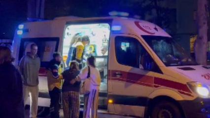  Kadıköy'de 5 katlı binada yangın; 20 kişi tahliye edildi