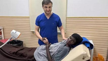 Türk hekimden Somali'de bir ilk! Kanser hastasına umut oldu