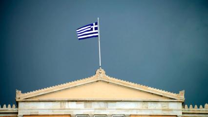 Mesai 13 saate çıkarıldı! Yunanistan ekonomik krizin izlerini silmek istiyor