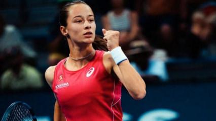 Milli tenis&ccedil;i Zeynep S&ouml;nmez, 2. tura y&uuml;kseldi