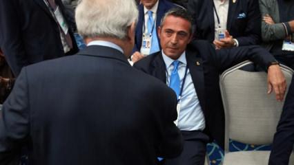 Ali Koç'un, Aziz Yıldırım karşısında oturuşu sosyal medyada gündem oldu!