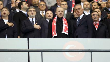Başkan Erdoğan, 'Bizim Çocuklar'ı yalnız bırakmadı
