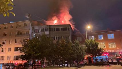 Beyoğlu'nda korkutan yangın!