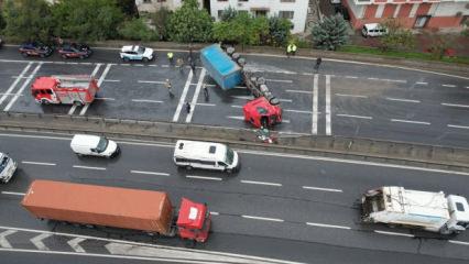 Büyükçekmece E-5’te devrilen tır nedeniyle yol kapandı