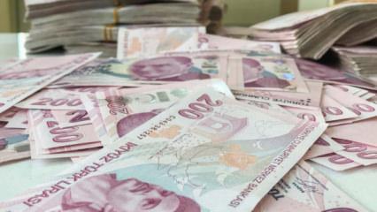 Kamu personeline gelecek yıl 4,9 trilyon lira ödeme yapılacak