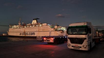 Türkiye'nin 25 insani yardım TIR'ı Refah'a hareket etti