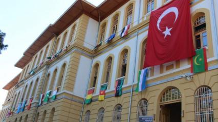 35 ülkenin gençlerinden kültür şöleni