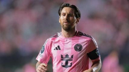 38 yaşındaki Messi'den sürpriz imza! 3 yıl daha futbol oynayacak