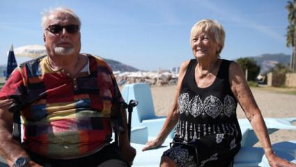Alman çift 36 yılda 101 kez tatil için Alanya'ya geldi