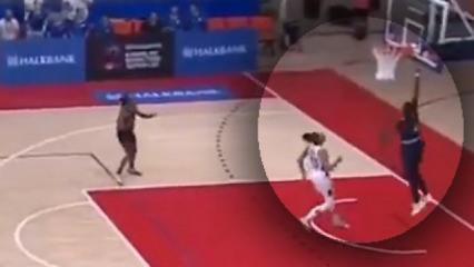 Basketbol Süper Ligi'nde görülmemiş olay! Kendi potasına basket attı
