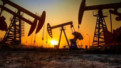Brent petrolün varili 63,79 dolardan işlem görüyor