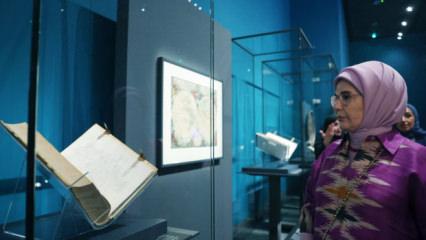 Emine Erdoğan, Katar'da İslam Eserleri Müzesi'ni ziyaret etti