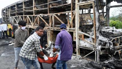 Hindistan'da katliam gibi kaza... Motosiklet yolcu otobüsüne çarpmıştı! En 25 ölü! 