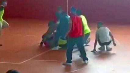 Konya'da akran zorbalığı okul dışına taştı: Bıçaklanan çocuğa 30 dikiş atıldı!